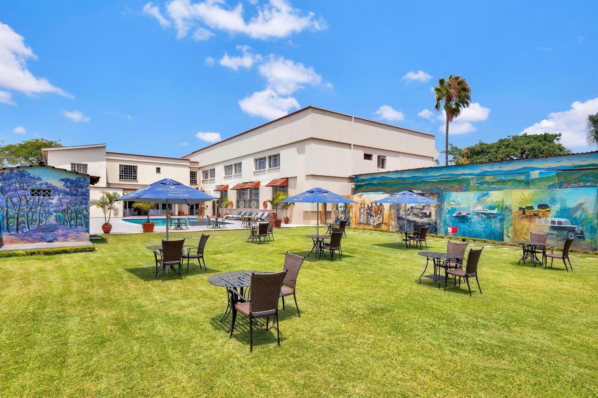 Protea Hotel By Marriott Blantyre Ryalls Eksteriør bilde