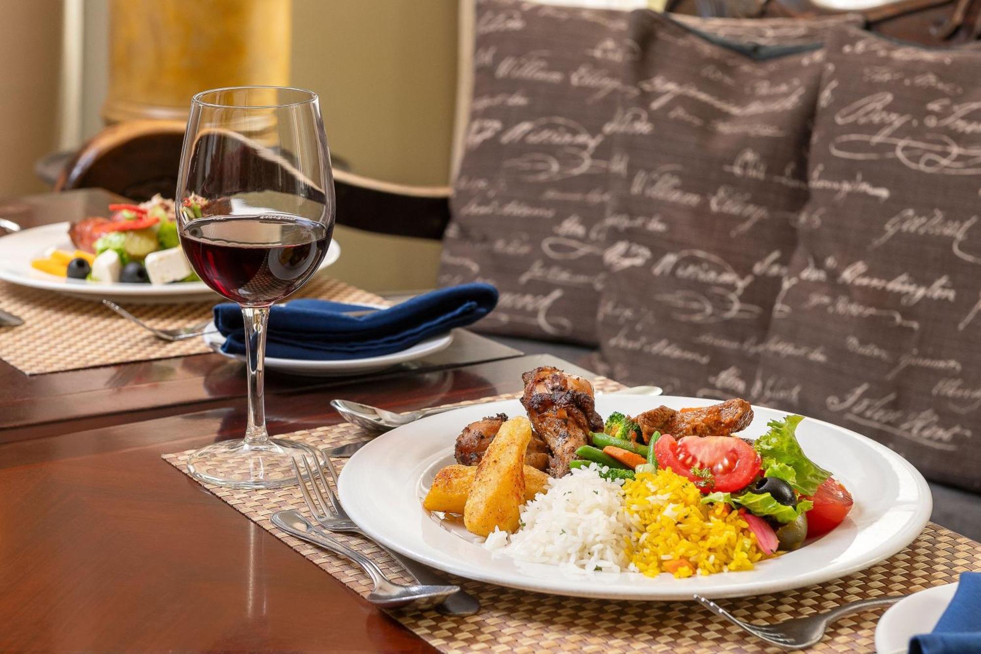 Protea Hotel By Marriott Blantyre Ryalls Eksteriør bilde