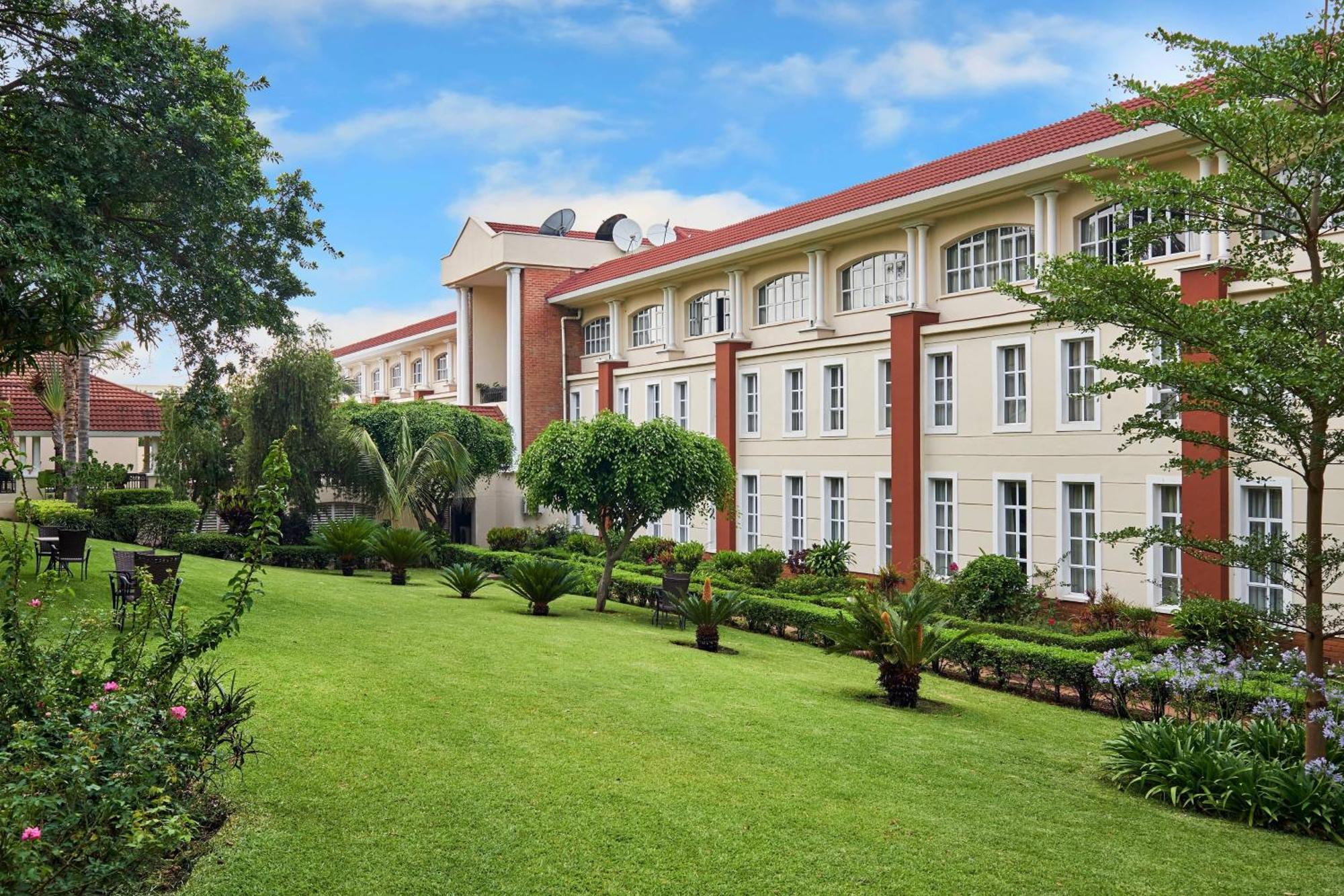 Protea Hotel By Marriott Blantyre Ryalls Eksteriør bilde