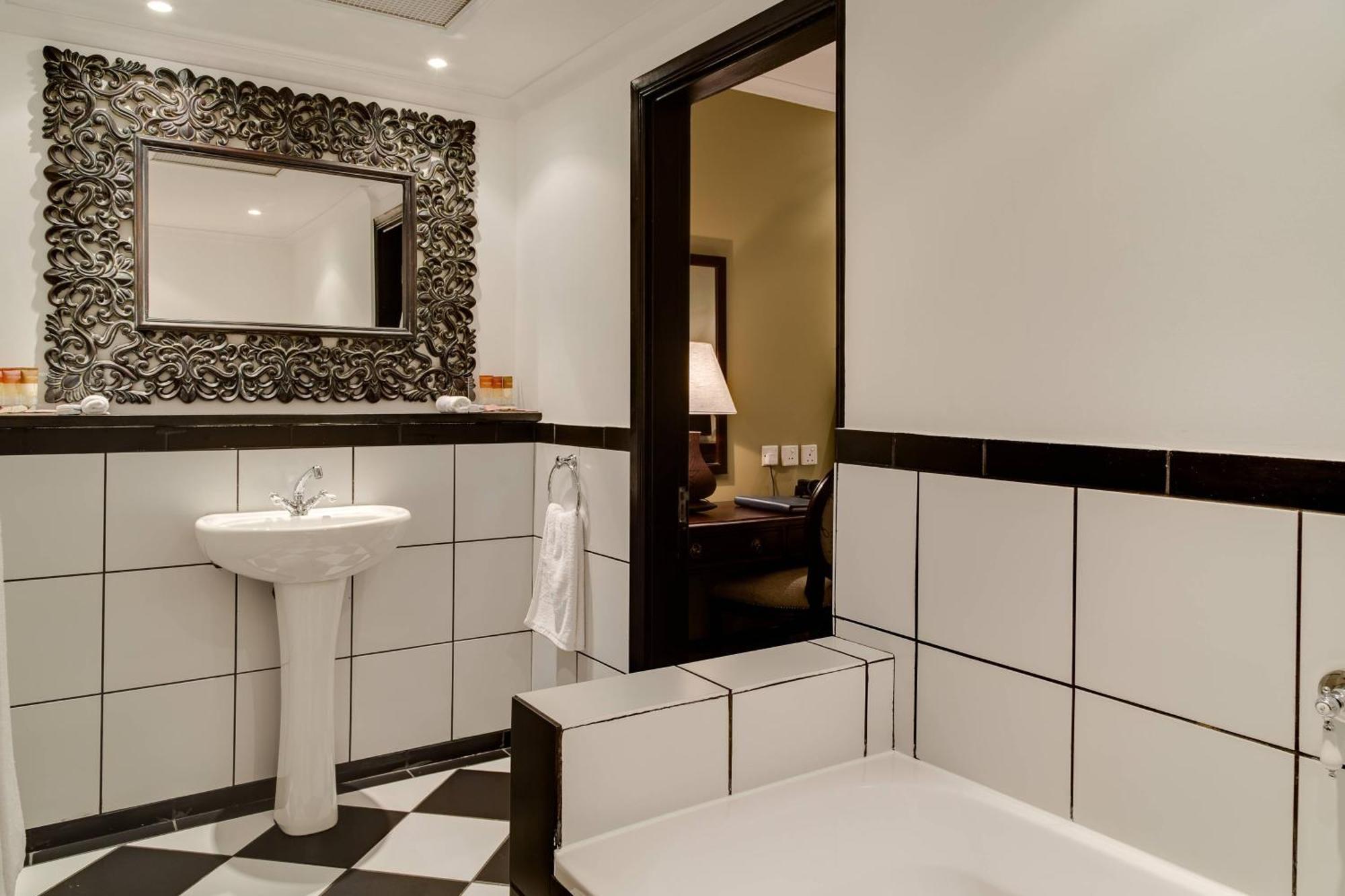 Protea Hotel By Marriott Blantyre Ryalls Eksteriør bilde