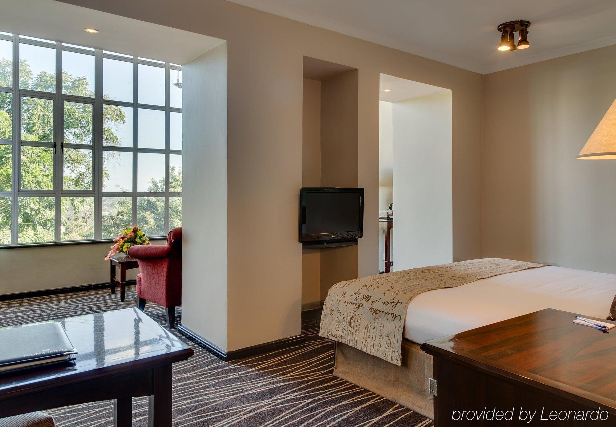 Protea Hotel By Marriott Blantyre Ryalls Eksteriør bilde