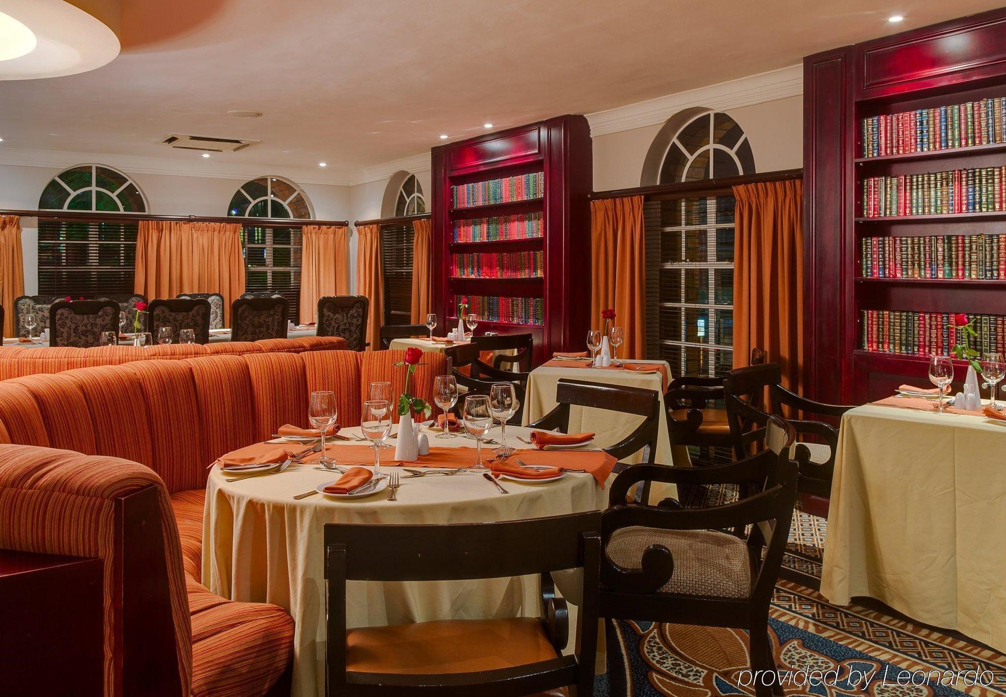 Protea Hotel By Marriott Blantyre Ryalls Eksteriør bilde
